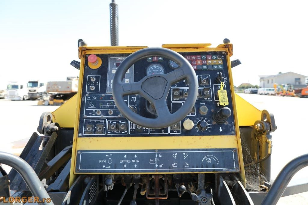 Útburkológép Bomag BF 222 C: 10 kép.