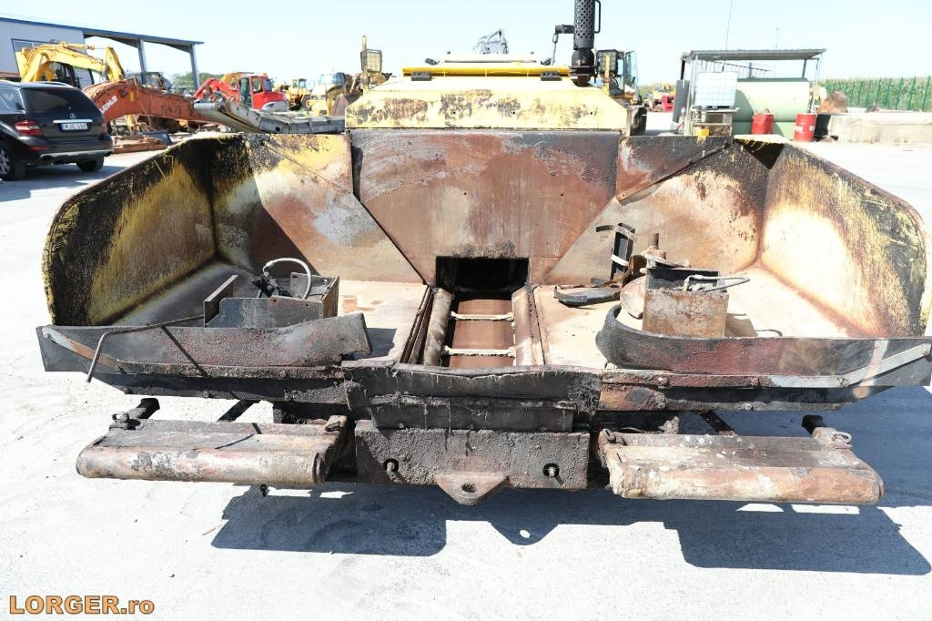 Bomag BF 222 C - Útburkológép: 4 kép. Bomag BF 222 C - Útburkológép: 4 kép.