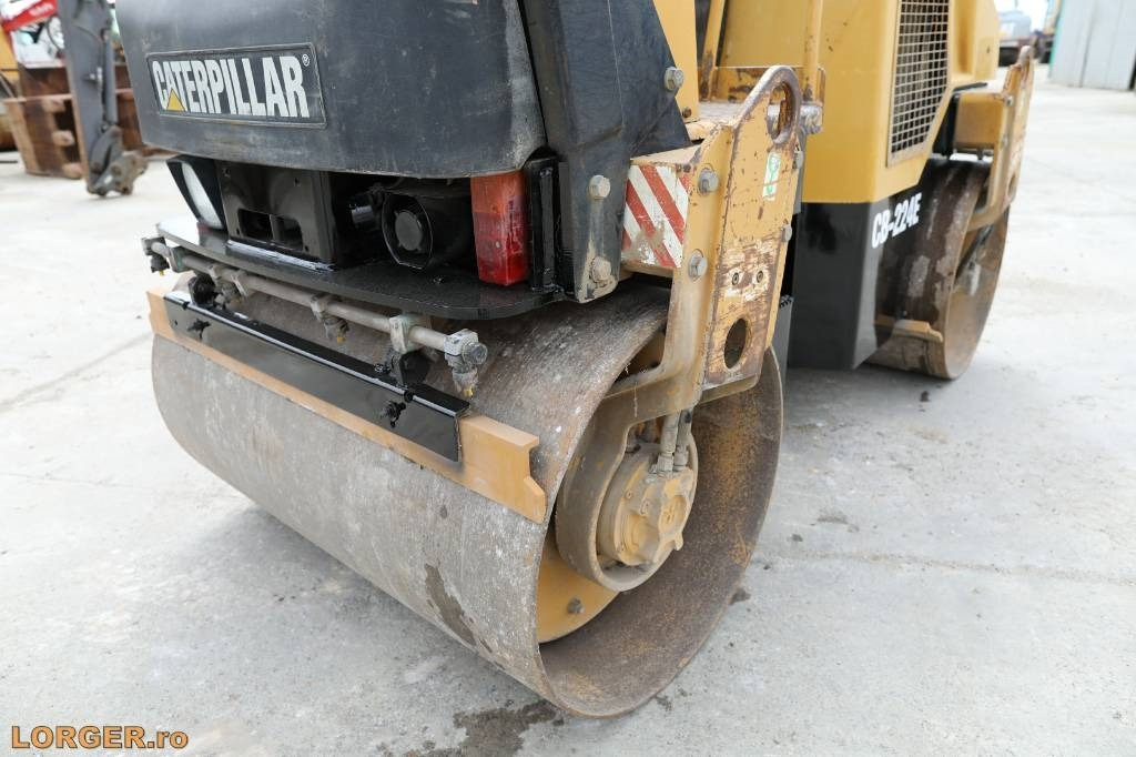 CAT CB 224 E  - Úthenger: 5 kép. CAT CB 224 E  - Úthenger: 5 kép.