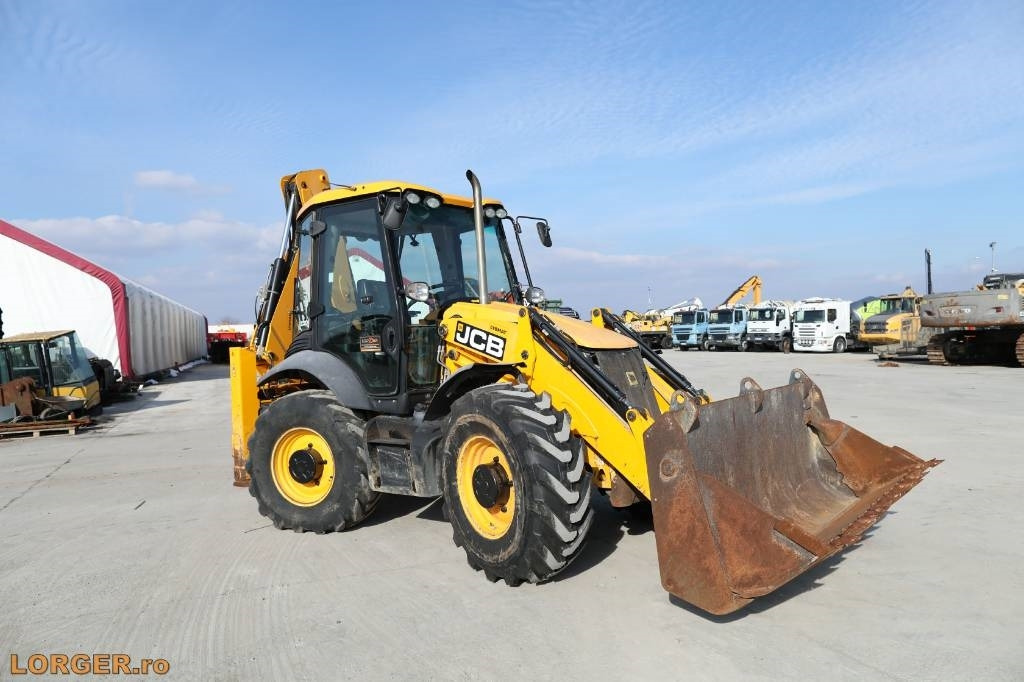 JCB 3 CX Super - Kotrórakodó: 4 kép. JCB 3 CX Super - Kotrórakodó: 4 kép.