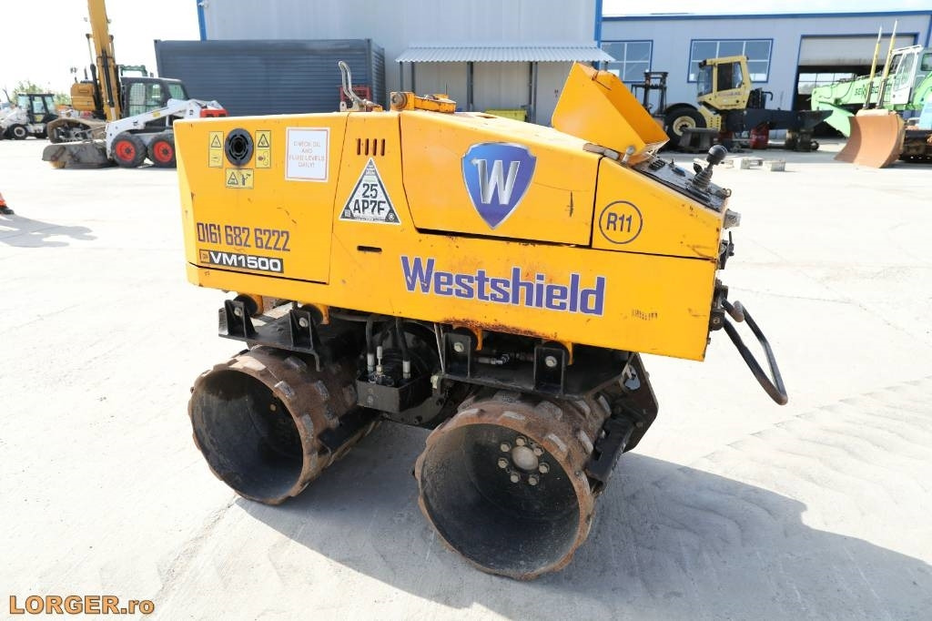 JCB VM 1500 - Úthenger: 1 kép. JCB VM 1500 - Úthenger: 1 kép.