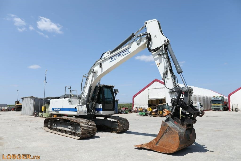 Liebherr R 926 WLC - Lánctalpas kotró: 2 kép. Liebherr R 926 WLC - Lánctalpas kotró: 2 kép.