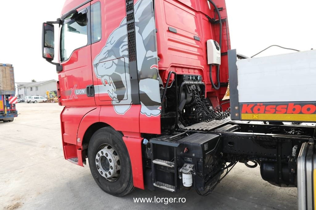 Nyergesvontató MAN TGX 18.500 4x2 + Trailer Kässbohrer LB3E Lowbed: 19 kép.