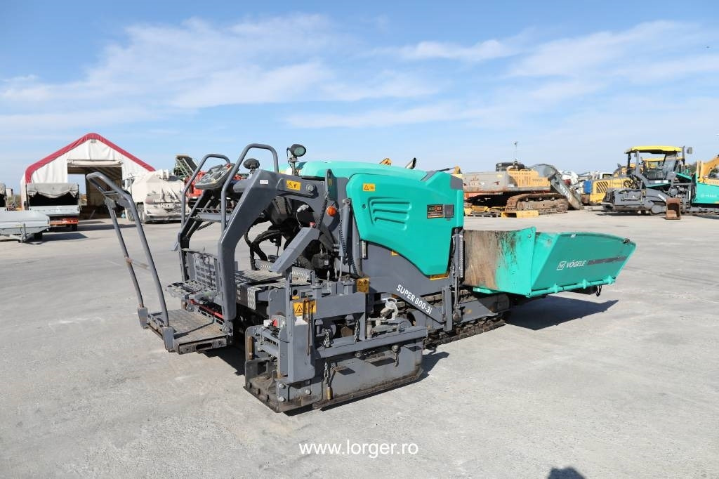 Vögele Super 800-3i - Útburkológép: 4 kép. Vögele Super 800-3i - Útburkológép: 4 kép.