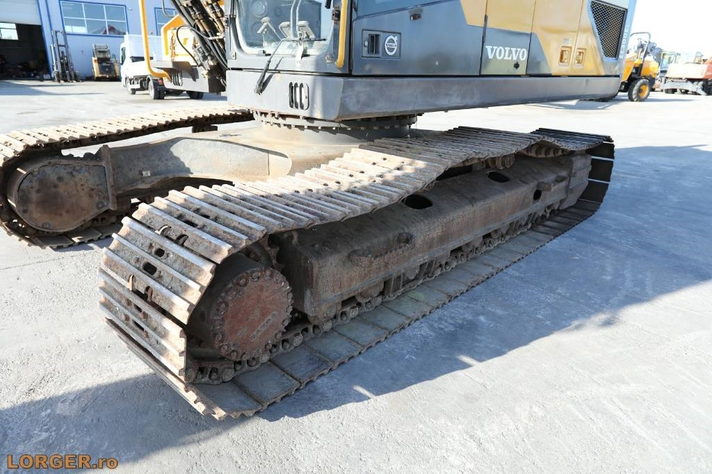 Volvo EC 300 EL - Lánctalpas kotró: 5 kép. Volvo EC 300 EL - Lánctalpas kotró: 5 kép.