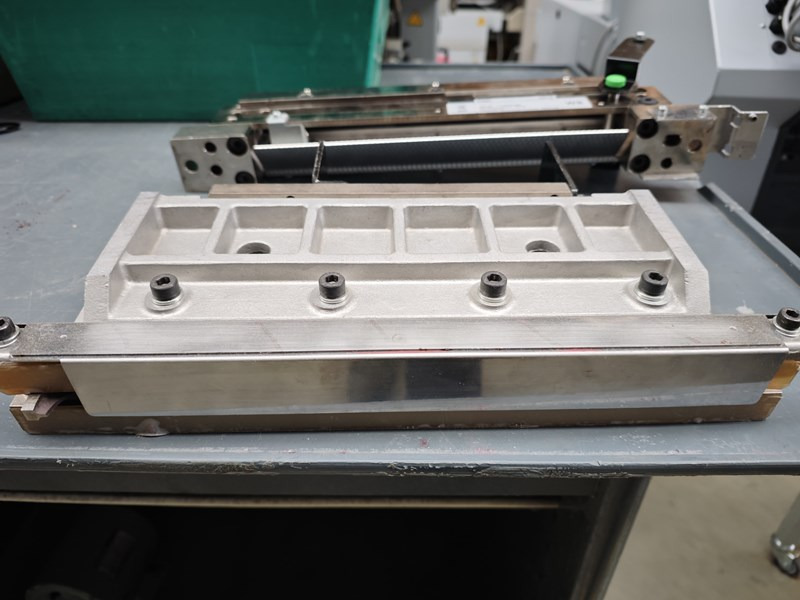 Duplo DKT-G - Nyomdagép: 3 kép. Duplo DKT-G - Nyomdagép: 3 kép.