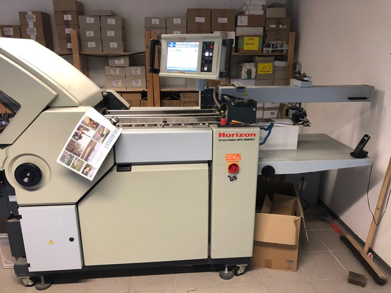 Horizon AFC-566 F | 2010 | 6,2 Mio - Hajtógatógép: 2 kép. Horizon AFC-566 F | 2010 | 6,2 Mio - Hajtógatógép: 2 kép.