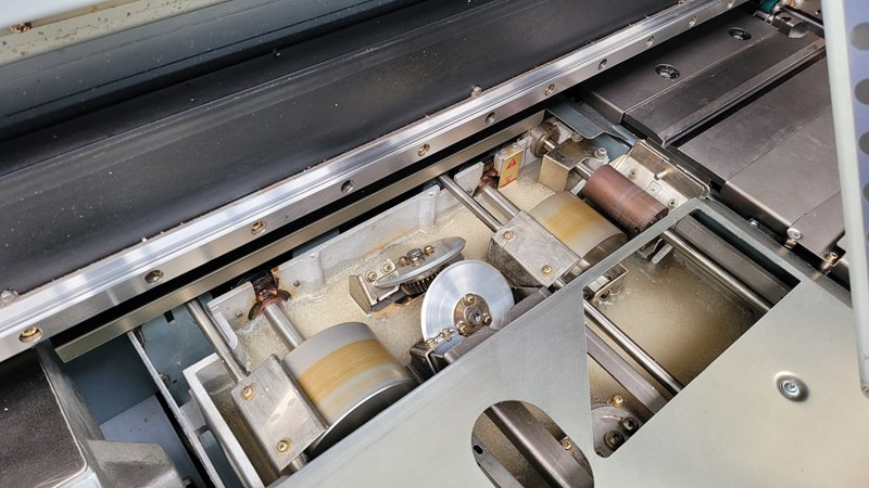 Horizon BQ-270 | 2010 | 693000 - Spirálozógép: 2 kép. Horizon BQ-270 | 2010 | 693000 - Spirálozógép: 2 kép.