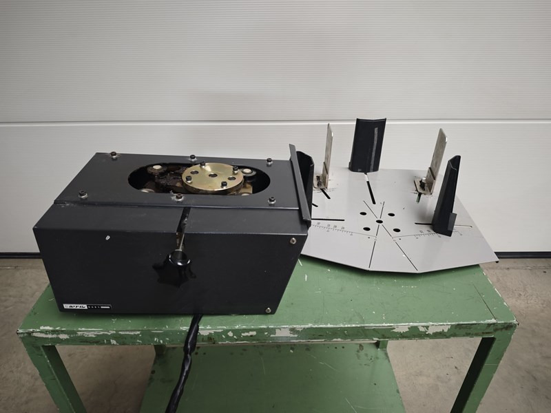 Horizon CR-14 - Nyomdagép: 1 kép. Horizon CR-14 - Nyomdagép: 1 kép.