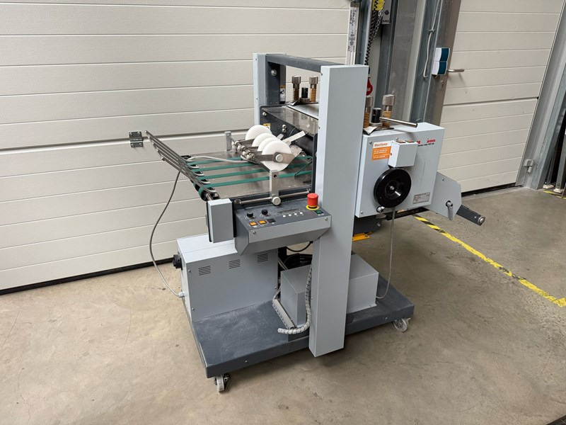 Horizon PST-40 - Hajtógatógép: 1 kép. Horizon PST-40 - Hajtógatógép: 1 kép.