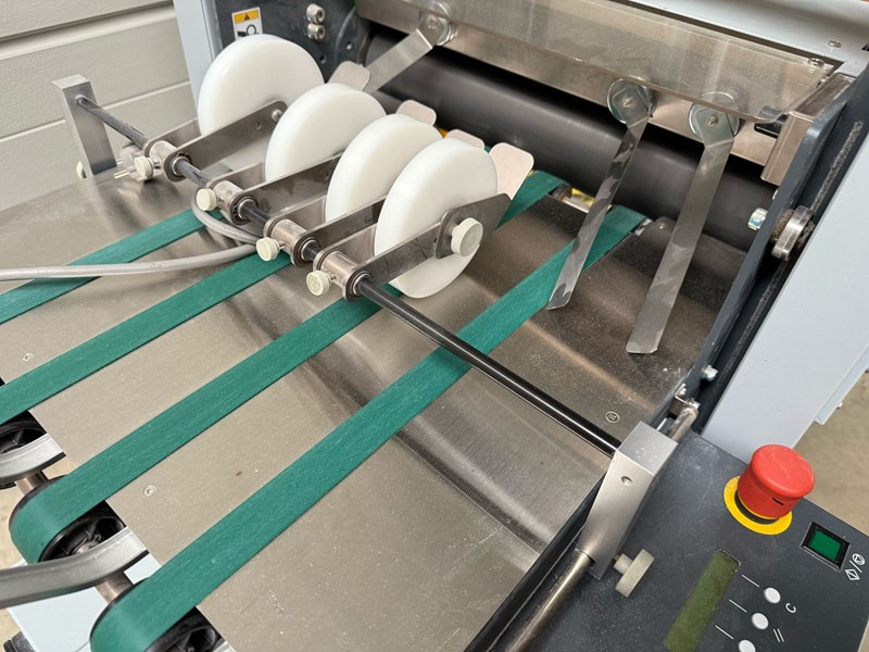 Horizon PST-40 - Hajtógatógép: 4 kép. Horizon PST-40 - Hajtógatógép: 4 kép.