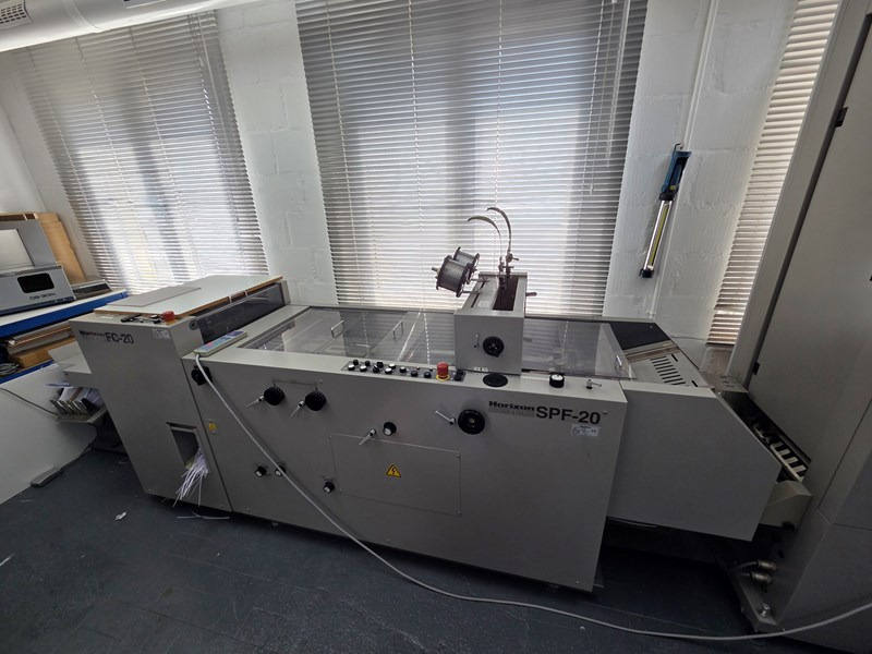 Horizon SPF-20 FC-20 2x VAC-100 | 2005 - Nyomdagép: 2 kép. Horizon SPF-20 FC-20 2x VAC-100 | 2005 - Nyomdagép: 2 kép.