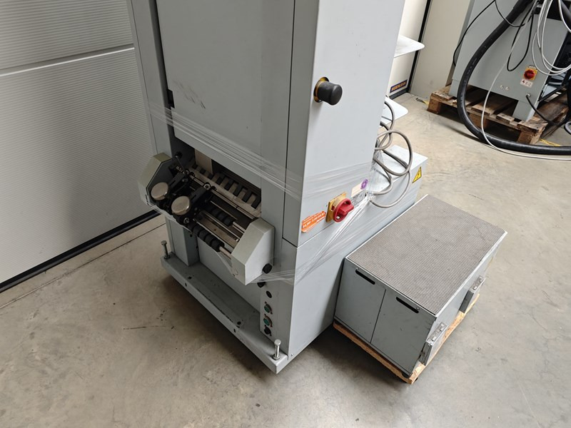 Horizon VAC-60Ha - Nyomdagép: 5 kép. Horizon VAC-60Ha - Nyomdagép: 5 kép.