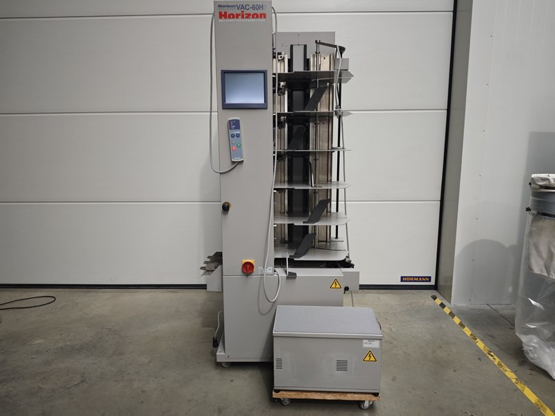 Horizon VAC-60Hc | 2004 | 3 Mio - Nyomdagép: 1 kép. Horizon VAC-60Hc | 2004 | 3 Mio - Nyomdagép: 1 kép.