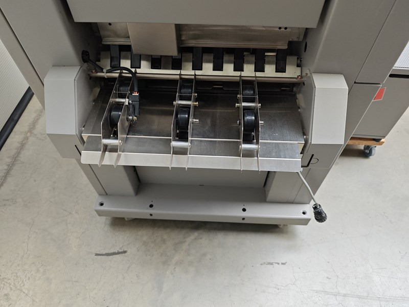 Horizon VAC-60Hc | 2006 - Nyomdagép: 2 kép. Horizon VAC-60Hc | 2006 - Nyomdagép: 2 kép.