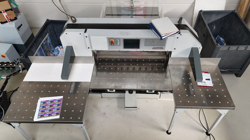 Schneider Senator 115H CT | 2006 - Papírvágó gép: 2 kép. Schneider Senator 115H CT | 2006 - Papírvágó gép: 2 kép.