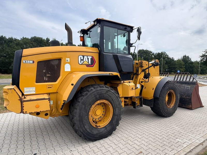 Cat 938M - 13.320 hours - 2020 - Gumikerekes homlokrakodó: 4 kép. Cat 938M - 13.320 hours - 2020 - Gumikerekes homlokrakodó: 4 kép.