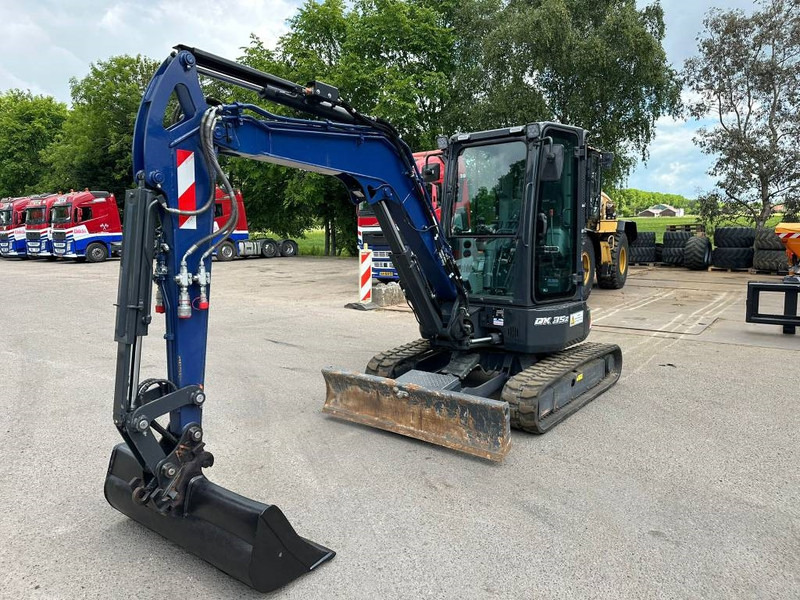 Doosan DX 35 Z - Minikotró: 3 kép. Doosan DX 35 Z - Minikotró: 3 kép.