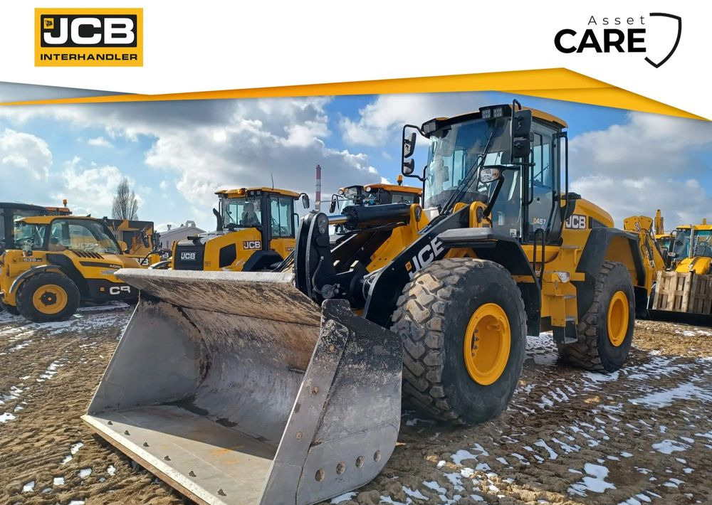 JCB 457ZX - Gumikerekes homlokrakodó: 1 kép. JCB 457ZX - Gumikerekes homlokrakodó: 1 kép.