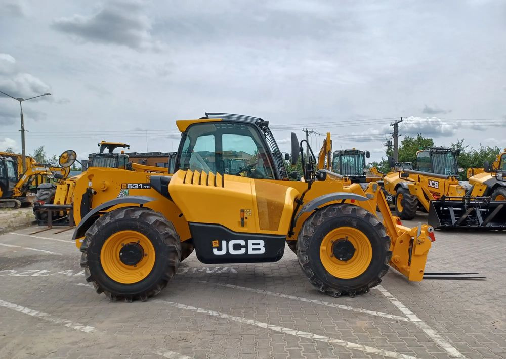 JCB 531-70 - Teleszkópos rakodó: 5 kép. JCB 531-70 - Teleszkópos rakodó: 5 kép.