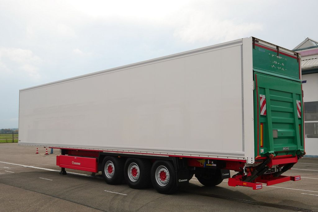 Krone SD 27/ ISOLIERTER KOFFER LBW 2500 kg mehfach ! - Félpótkocsi dobozos: 2 kép. Krone SD 27/ ISOLIERTER KOFFER LBW 2500 kg mehfach ! - Félpótkocsi dobozos: 2 kép.
