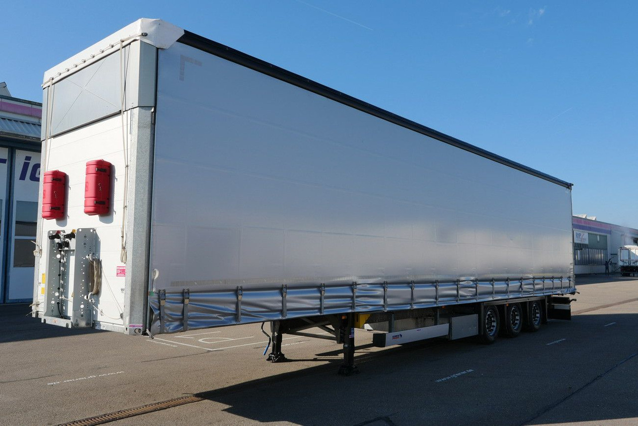 Schmitz Cargobull SCS 24 /MEGA VARIOS LASI 12642 XL /2,75 -3,05 m - Ponyvás félpótkocsi: 3 kép. Schmitz Cargobull SCS 24 /MEGA VARIOS LASI 12642 XL /2,75 -3,05 m - Ponyvás félpótkocsi: 3 kép.