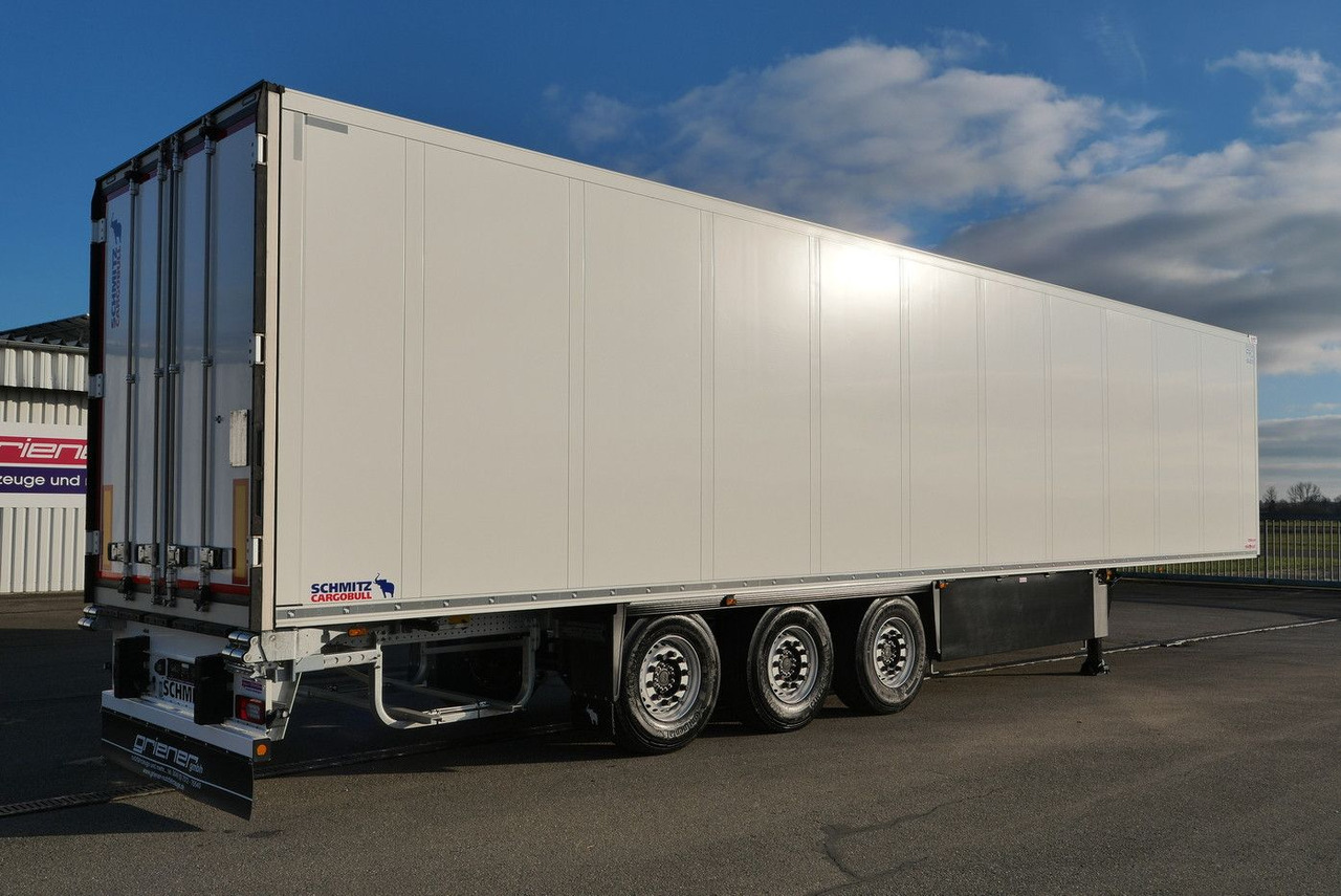 Schmitz Cargobull SKO 24/FP 45 cool /V7 / DOPPELSTOCK/DRP/ 1550 - Félpótkocsi dobozos: 2 kép. Schmitz Cargobull SKO 24/FP 45 cool /V7 / DOPPELSTOCK/DRP/ 1550 - Félpótkocsi dobozos: 2 kép.