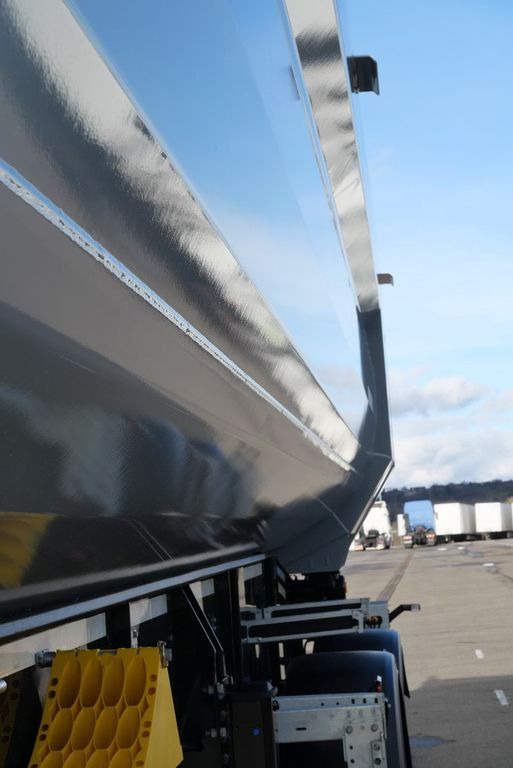 Új Félpótkocsi billenőplatós Schwarzmüller HARDOX MULDE / HEAVY DUTY /25 m³  5 mm  6x4: 18 kép.