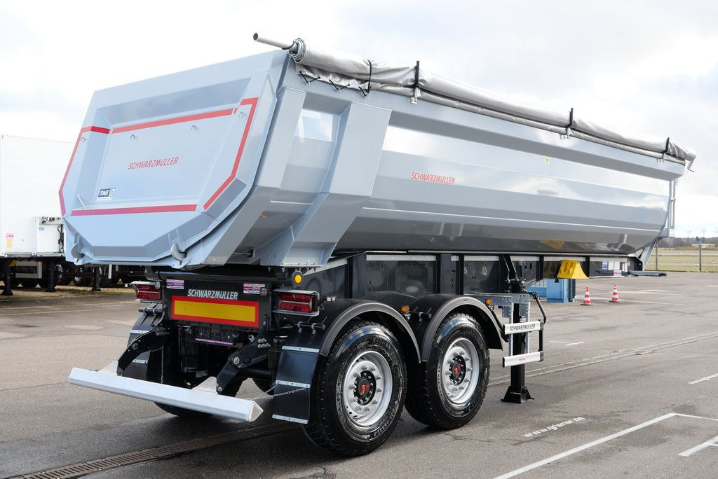 Schwarzmüller HARDOX MULDE / HEAVY DUTY /25 m³ 5 mm 6x4 Schwarzmüller HARDOX MULDE / HEAVY DUTY /25 m³ 5 mm 6x4 - Félpótkocsi billenőplatós: 2 kép. Schwarzmüller HARDOX MULDE / HEAVY DUTY /25 m³ 5 mm 6x4 Schwarzmüller HARDOX MULDE / HEAVY DUTY /25 m³ 5 mm 6x4 - Félpótkocsi billenőplatós: 2 kép.