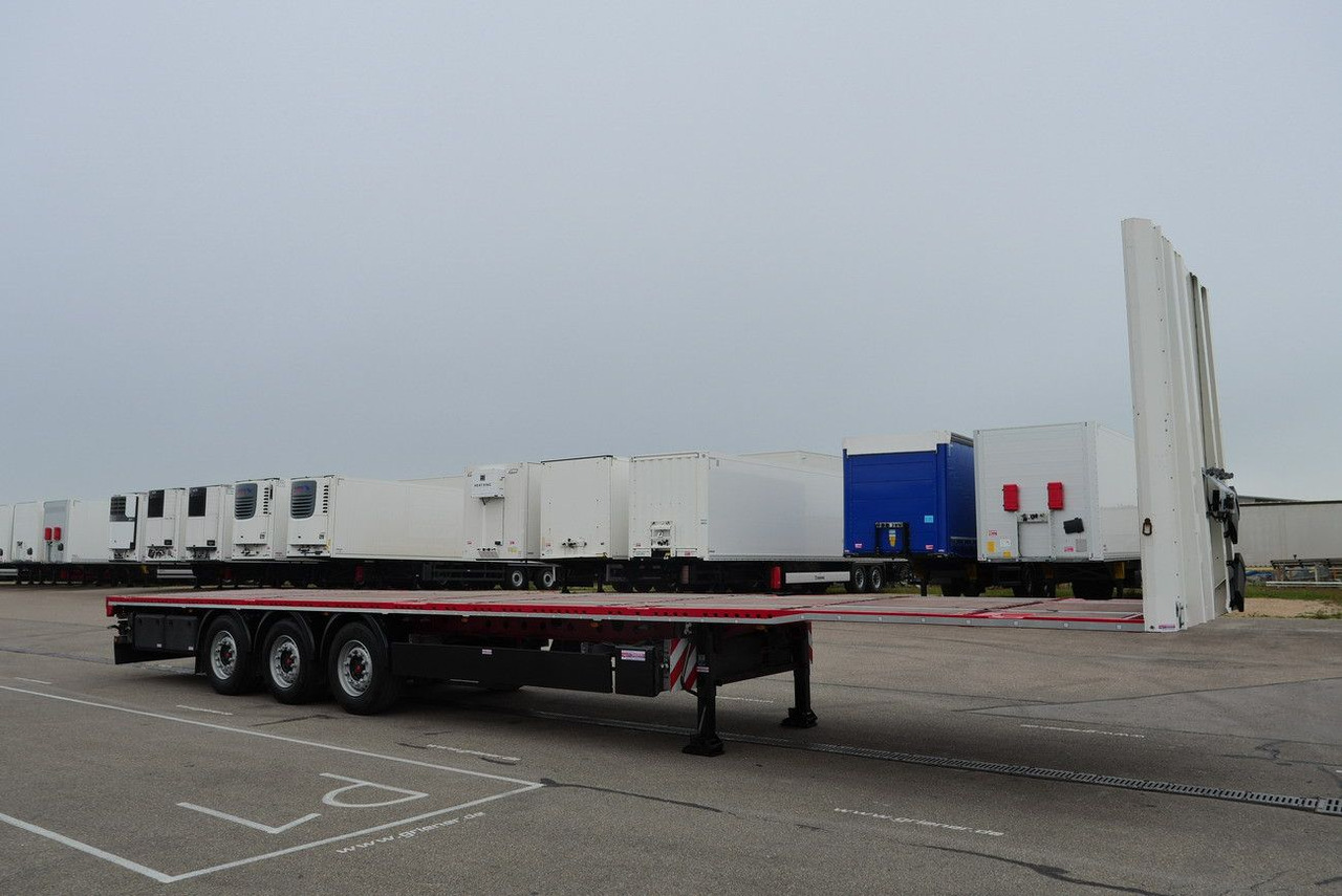 Schwarzmüller RH 80 / CONTAINER 1 x 40/2x20/1x 30 RUNGENTASCH - Platós félpótkocsi: 4 kép. Schwarzmüller RH 80 / CONTAINER 1 x 40/2x20/1x 30 RUNGENTASCH - Platós félpótkocsi: 4 kép.