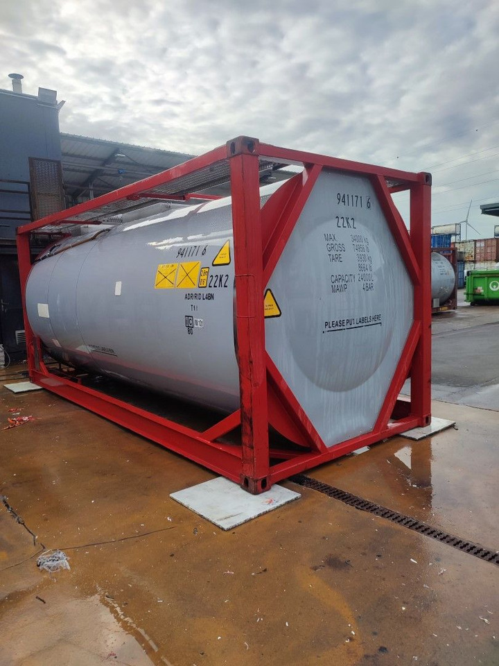 24.000 Liter V4A Vollrahmen 2 xLaufsteg - Tartályos félpótkocsi: 1 kép. 24.000 Liter V4A Vollrahmen 2 xLaufsteg - Tartályos félpótkocsi: 1 kép.