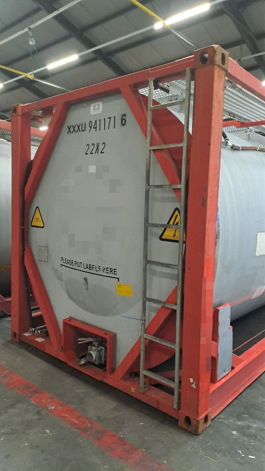 24.000 Liter V4A Vollrahmen 2 xLaufsteg - Tartályos félpótkocsi: 3 kép. 24.000 Liter V4A Vollrahmen 2 xLaufsteg - Tartályos félpótkocsi: 3 kép.