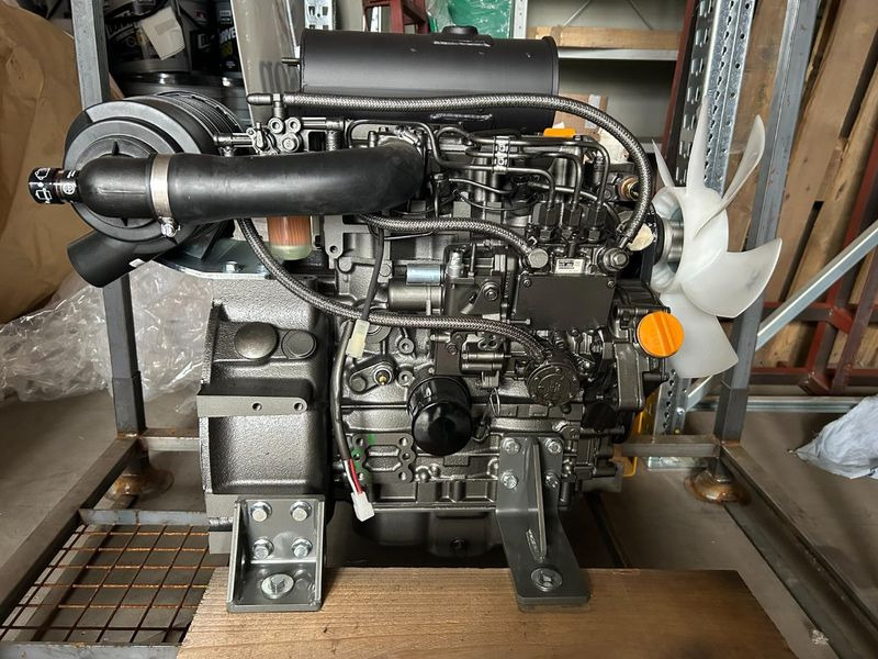 Yanmar 3TNV76 18,2kW @ 3200 U/min-1 - Motor - Építőipari gépek: 1 kép. Yanmar 3TNV76 18,2kW @ 3200 U/min-1 - Motor - Építőipari gépek: 1 kép.