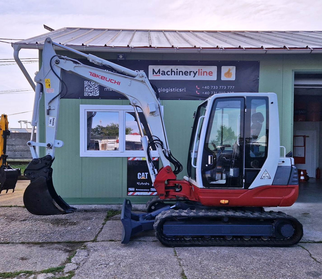 TAKEUCHI TB250 - Minikotró: 3 kép. TAKEUCHI TB250 - Minikotró: 3 kép.
