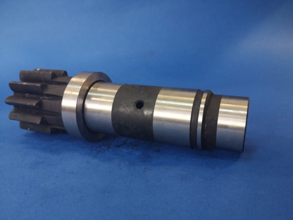 010200A Yanmar B12 / 14/17 / YB121 Swing Motor Shaft - Fordító motor - Építőipari gépek: 1 kép. 010200A Yanmar B12 / 14/17 / YB121 Swing Motor Shaft - Fordító motor - Építőipari gépek: 1 kép.