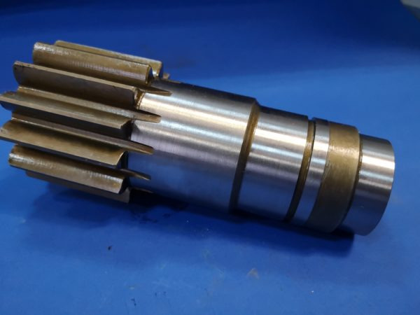 010290A Wałek silnika obrotu - Fordító motor - Építőipari gépek: 1 kép. 010290A Wałek silnika obrotu - Fordító motor - Építőipari gépek: 1 kép.