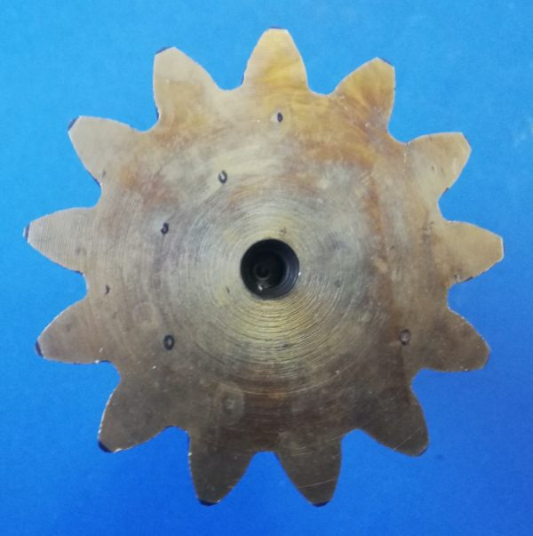 010440A Yanmar YB151U Swing Motor Shaft - Fordító motor - Építőipari gépek: 5 kép. 010440A Yanmar YB151U Swing Motor Shaft - Fordító motor - Építőipari gépek: 5 kép.