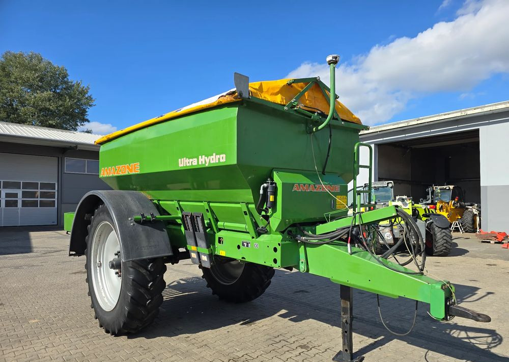 Amazone ZG-B 8200 Ultra Hydro - Műtrágyaszóró: 2 kép. Amazone ZG-B 8200 Ultra Hydro - Műtrágyaszóró: 2 kép.