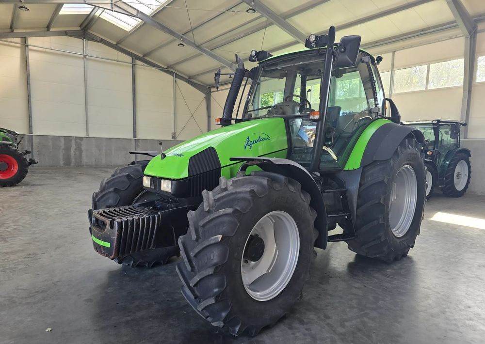 Deutz-Fahr Agrotron - Traktor: 1 kép. Deutz-Fahr Agrotron - Traktor: 1 kép.
