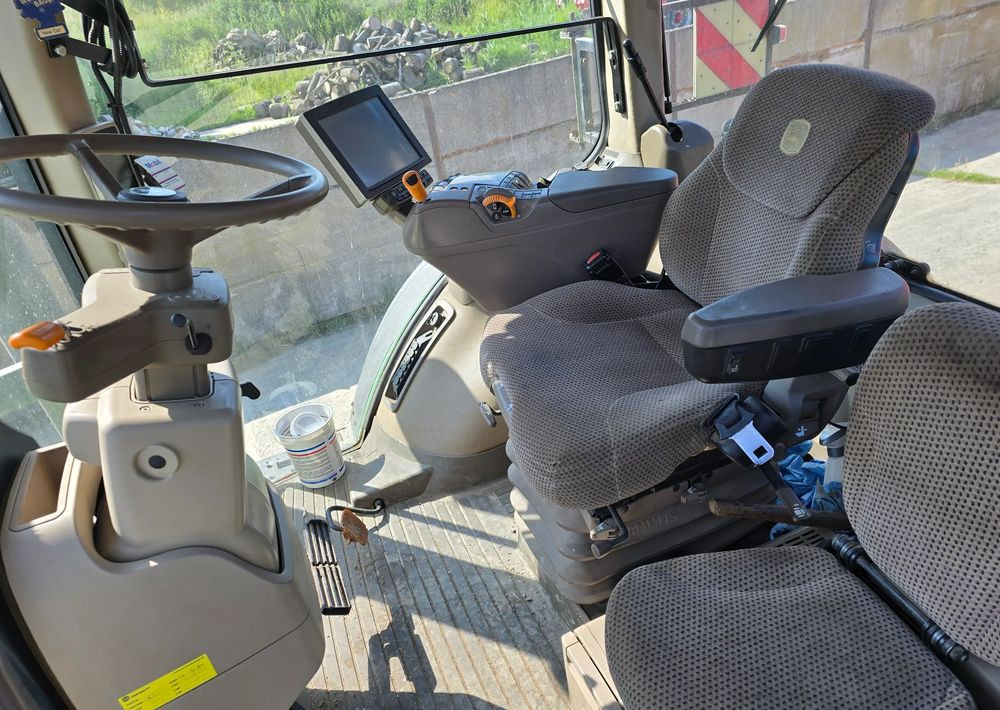 John Deere 7290R - Traktor: 5 kép. John Deere 7290R - Traktor: 5 kép.