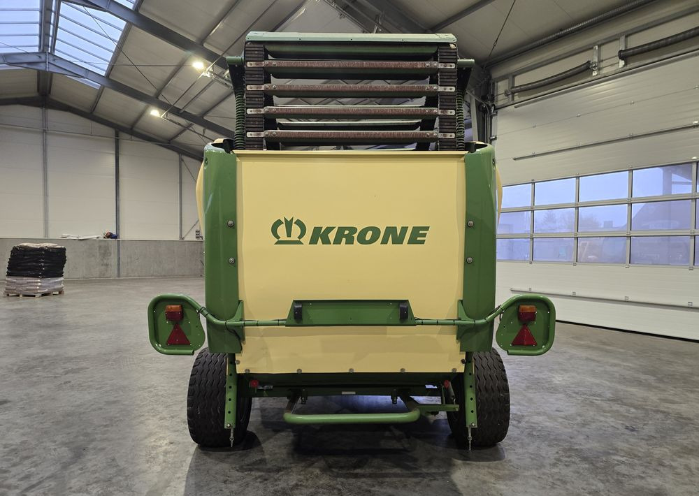 Krone Comprima F 155 - Szálastakarmány betakarítás gépei: 5 kép. Krone Comprima F 155 - Szálastakarmány betakarítás gépei: 5 kép.