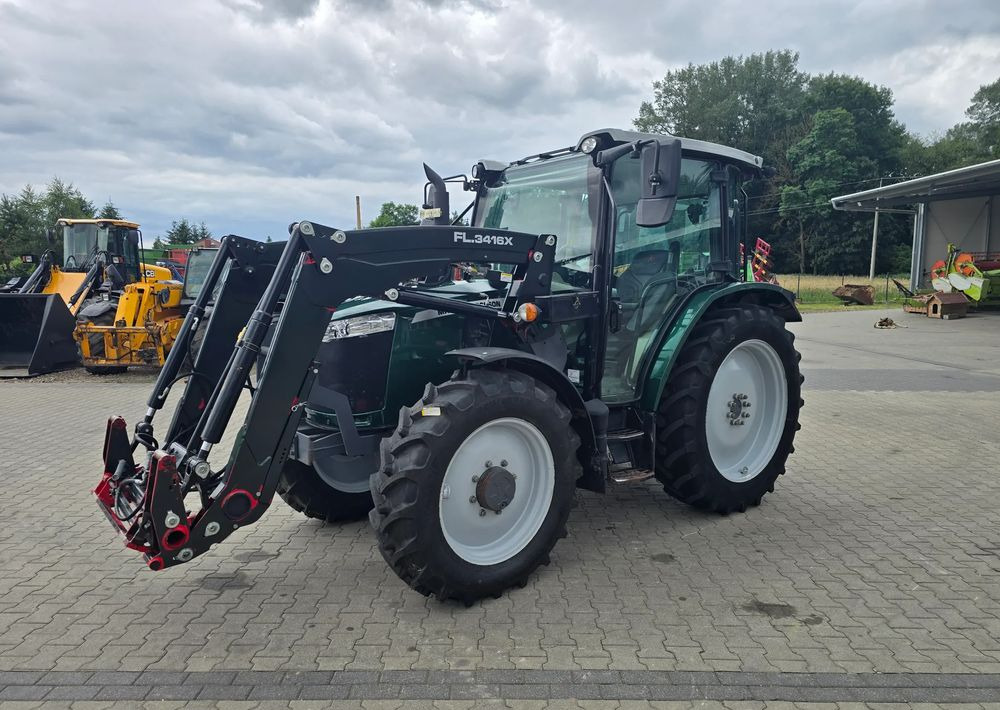 Massey Ferguson 4708 - Traktor: 2 kép. Massey Ferguson 4708 - Traktor: 2 kép.