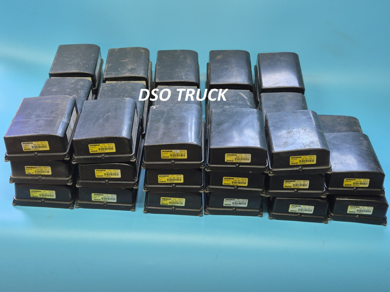 Elektromos rendszer RADAR CZUJNIK ODLEGŁOSCI DISTRONIK SENSOR DAF 2109334  2004330 Wabco   4460670350   4460670320: 6 kép.