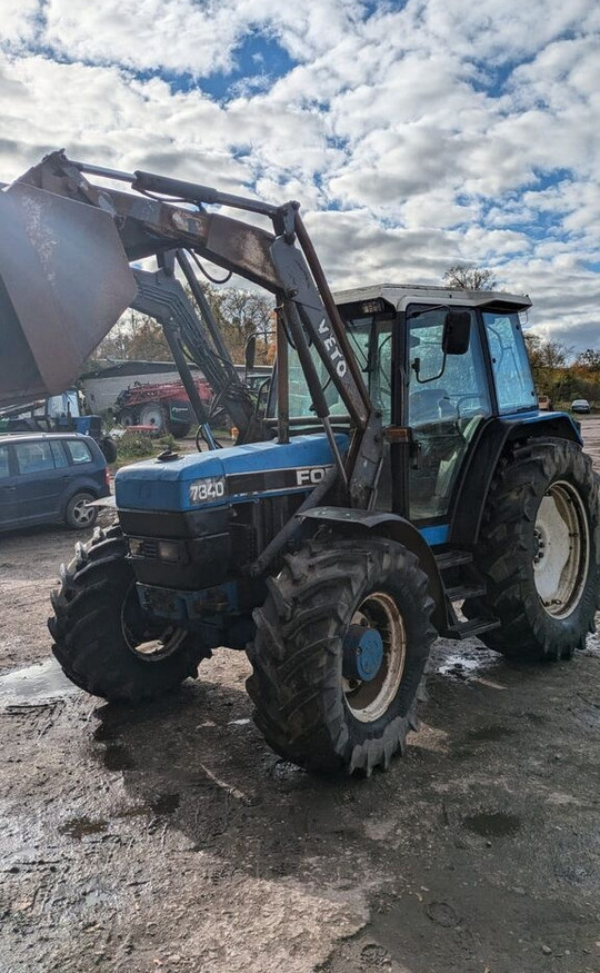 Ford 7840 - Traktor: 1 kép. Ford 7840 - Traktor: 1 kép.
