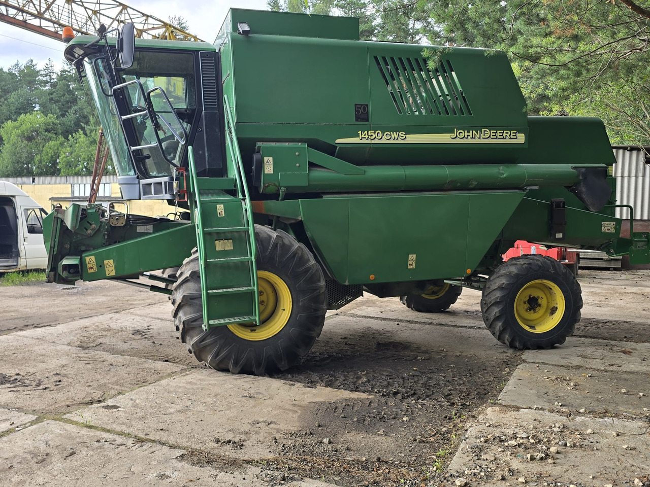 JOHN DEERE 1450 CWS - Kombájn: 2 kép. JOHN DEERE 1450 CWS - Kombájn: 2 kép.