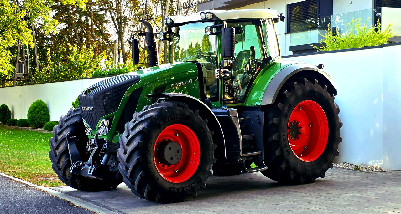 Fendt 933 S4 Profi Plus - Traktor: 1 kép. Fendt 933 S4 Profi Plus - Traktor: 1 kép.