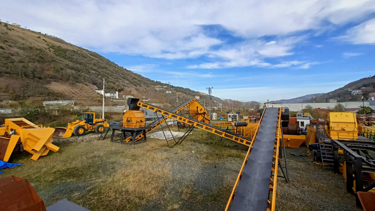 MEGA Crushing and Screening Plant | Ready in Stock - Törőgép: 3 kép. MEGA Crushing and Screening Plant | Ready in Stock - Törőgép: 3 kép.