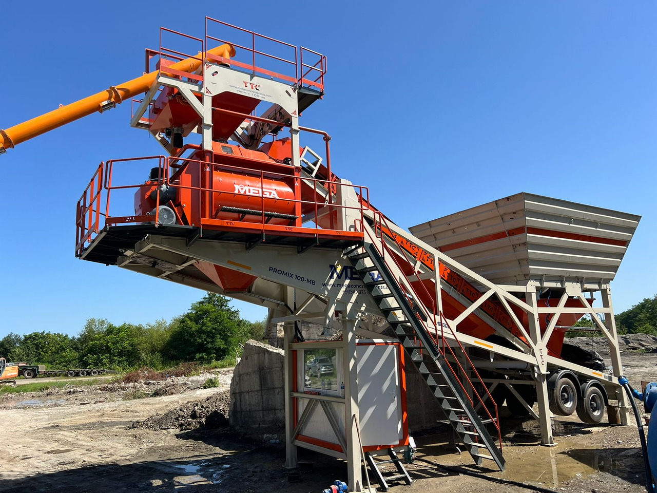 Mobile Concrete Plant Promix-100.MB - Betonüzem: 1 kép. Mobile Concrete Plant Promix-100.MB - Betonüzem: 1 kép.