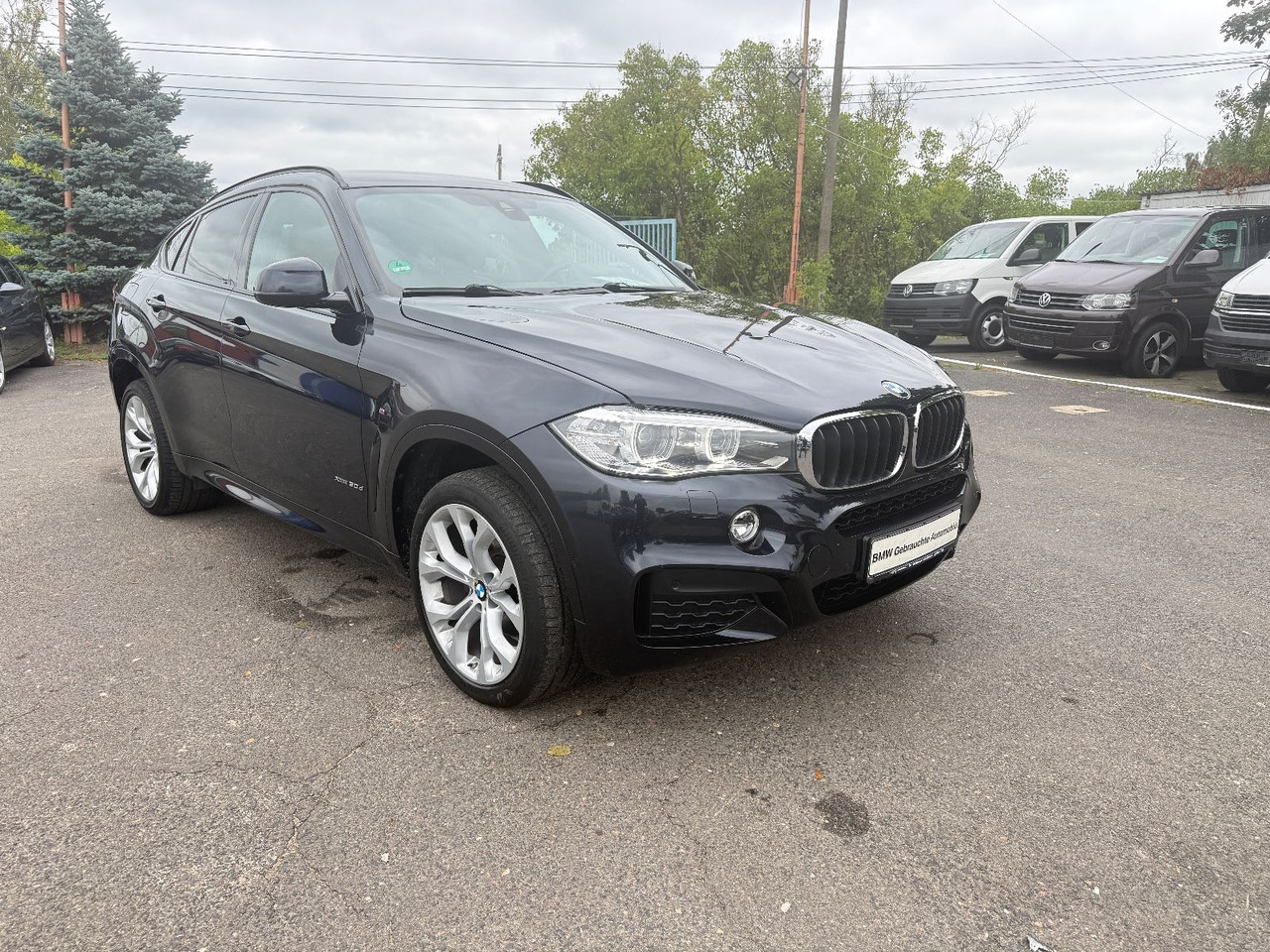 BMW X6 M xDrive 30 d - Terepjáró/ SUV: 2 kép. BMW X6 M xDrive 30 d - Terepjáró/ SUV: 2 kép.