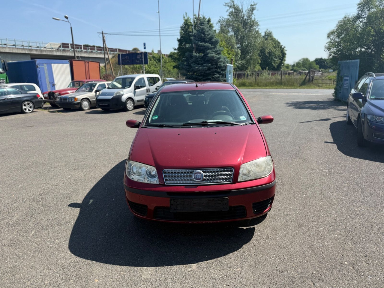 Fiat Punto Aktueller HU - Szedán: 1 kép. Fiat Punto Aktueller HU - Szedán: 1 kép.